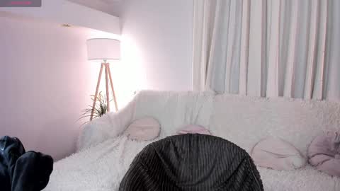 Snapshot of alissa_styles chatting on April 13, 12:21 pm Alissa online show from April 13, 12:21 pm