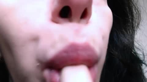 Snapshot of alissajersy_ chatting on November 12, 10:15 am Alissa online show from November 12, 10:15 am