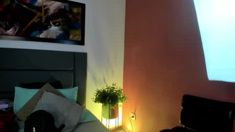 Snapshot of alissanix chatting on October 12, 6:29 pm AlissaNix online show from October 12, 6:29 pm