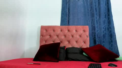 alisson0002 online show from May 24, 7:08 pm