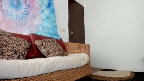 Alisson369  online show from September 21, 4:41 pm