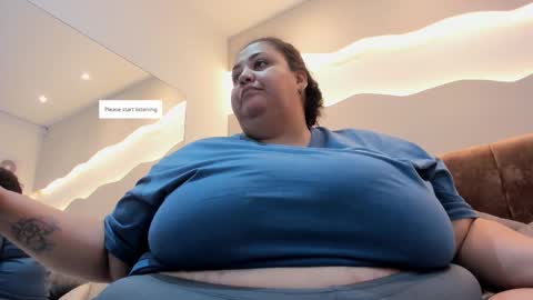 Alisson online show from December 14, 11:15 am