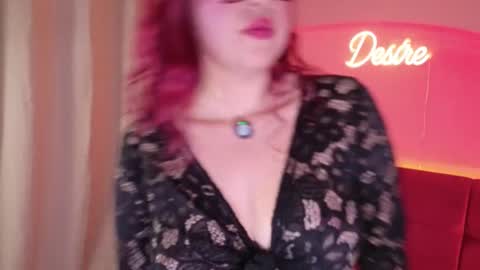 Snapshot of alisson_desire chatting on November 26, 2:45 am Alisson online show from November 26, 2:45 am