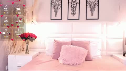 Snapshot of alisson_thompson_ chatting on September 24, 8:01 pm alisson_thompson_ online show from September 24, 8:01 pm