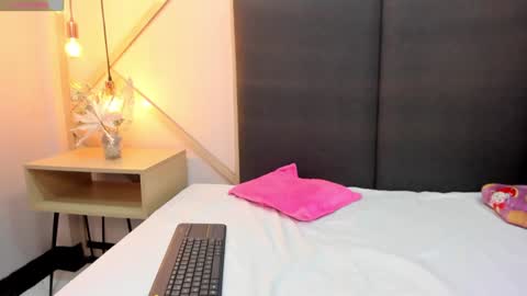 alissonmartin online show from January 24, 3:02 pm