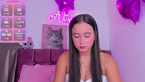 Alisson  online show from February 19, 1:29 pm