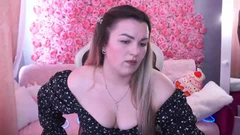 alissyagrayy online show from May 25, 12:33 pm