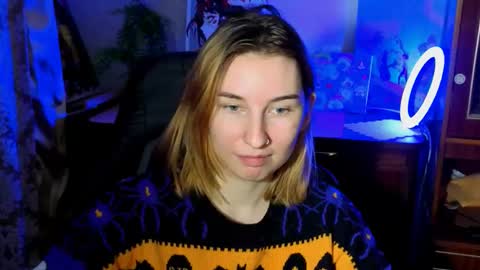 A L I C E  online show from October 14, 8:20 pm