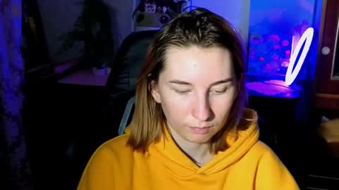 A L I C E  online show from October 17, 3:36 pm