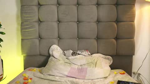 Alix online show from February 14, 11:09 pm