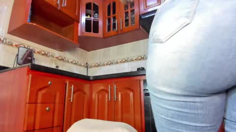 Alix online show from January 10, 3:07 am