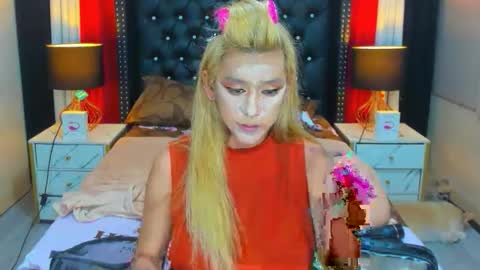 Snapshot of aliyahdeluxx chatting on February 16, 1:29 pm aliyah online show from February 16, 1:29 pm