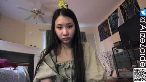 Alize Zaide online show from December 16, 7:41 pm