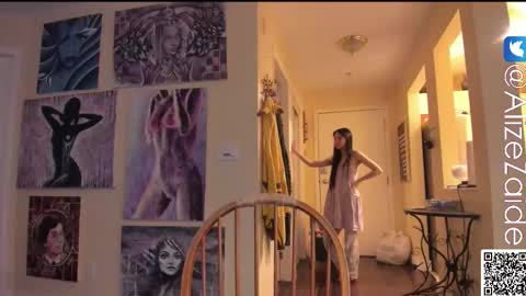 Alize Zaide online show from March 10, 8:14 pm