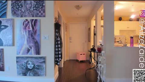 Alize Zaide online show from April 16, 9:39 pm