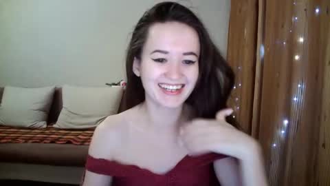 Snapshot of alkh_amare chatting on December 18, 11:56 am Amare online show from December 18, 11:56 am