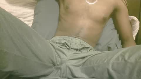all4u online show from May 4, 9:33 pm
