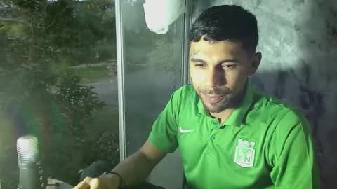 Snapshot of allanbarreto chatting on December 13, 10:59 pm Allan online show from December 13, 10:59 pm