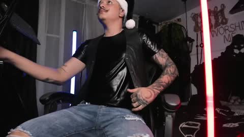   online show from December 24, 11:55 pm