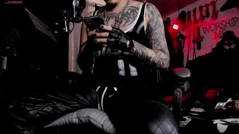   online show from September 9, 5:45 pm