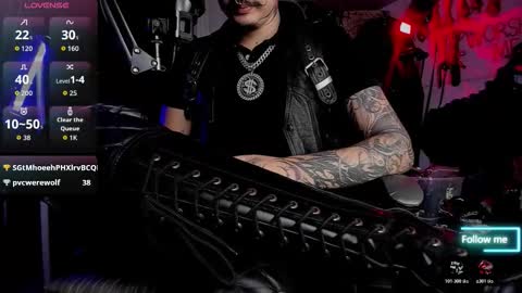   online show from November 14, 7:01 pm