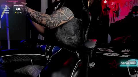   online show from November 22, 5:56 pm