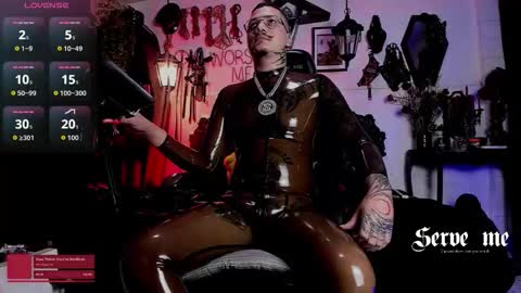 Snapshot of allanhurtss chatting on January 14, 6:57 pm online show from January 14, 6:57 pm