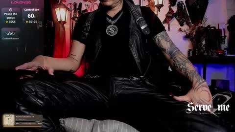 Snapshot of allanhurtss chatting on February 10, 8:35 pm online show from February 10, 8:35 pm