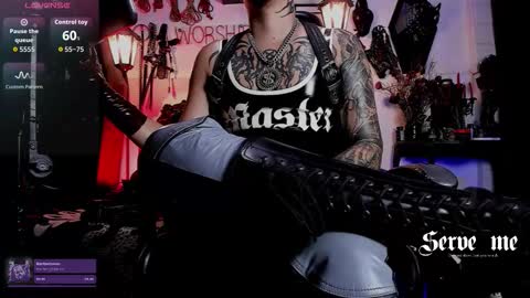 Snapshot of allanhurtss chatting on February 14, 4:04 pm online show from February 14, 4:04 pm