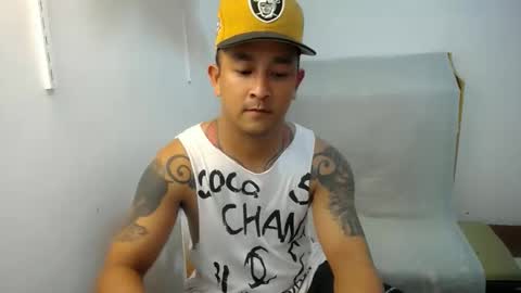 Snapshot of allen_69xx chatting on December 1, 5:12 am allen online show from December 1, 5:12 am