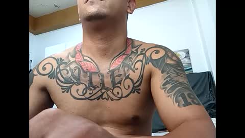 Snapshot of allen_69xx chatting on February 1, 5:00 pm allen online show from February 1, 5:00 pm