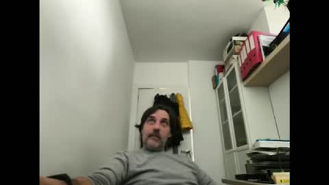 allenvic online show from December 4, 8:45 am