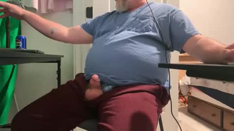 Allergictolove online show from October 15, 5:46 pm