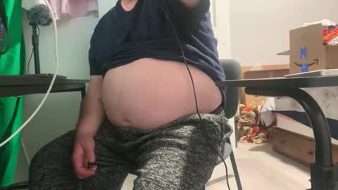 Allergictolove online show from October 22, 10:42 pm