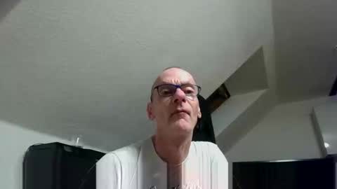 Snapshot of allesgeilbeiuns chatting on October 13, 5:02 pm gay online show from October 13, 5:02 pm