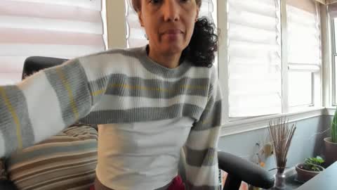 wishlist on bio online show from February 27, 8:09 pm