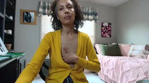 wishlist on bio online show from January 31, 9:46 pm