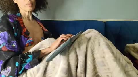 wishlist on bio online show from April 1, 4:35 am