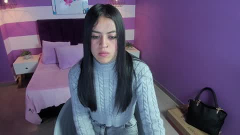 Snapshot of alli_cooper chatting on January 9, 12:19 pm Ali online show from January 9, 12:19 pm