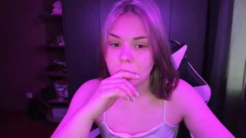 Blair online show from November 14, 2:32 am