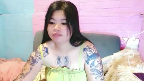 Snapshot of allianahpetit chatting on February 26, 2:54 am allianahpetit online show from February 26, 2:54 am