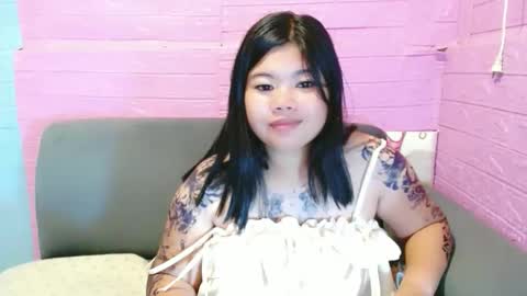 Snapshot of allianahpetit chatting on February 26, 3:55 pm allianahpetit online show from February 26, 3:55 pm