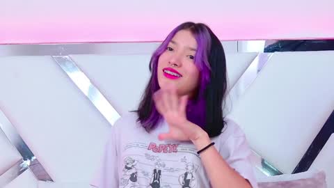 Allicia online show from January 24, 7:07 pm