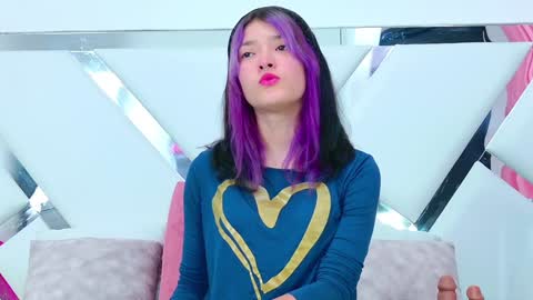 Allicia online show from January 26, 7:09 pm