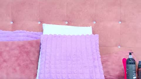 Allicia online show from December 3, 7:23 pm