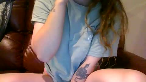 alliebearx online show from October 31, 3:46 pm
