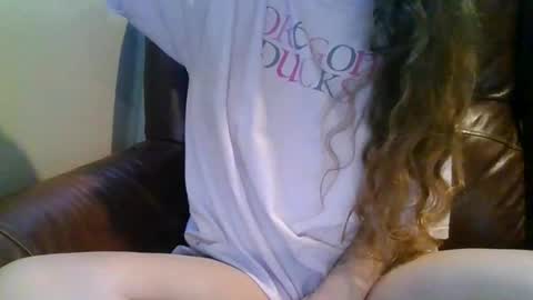 alliebearx online show from December 1, 11:43 pm