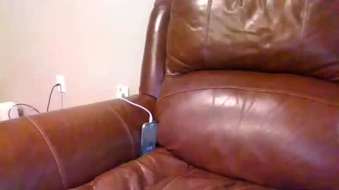 alliebearx online show from January 17, 4:17 am