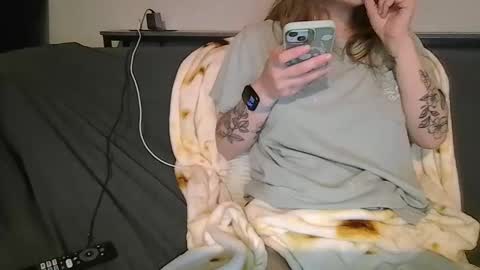 alliebearx online show from May 30, 5:26 am
