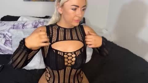 Allie Fyre online show from March 24, 12:21 pm